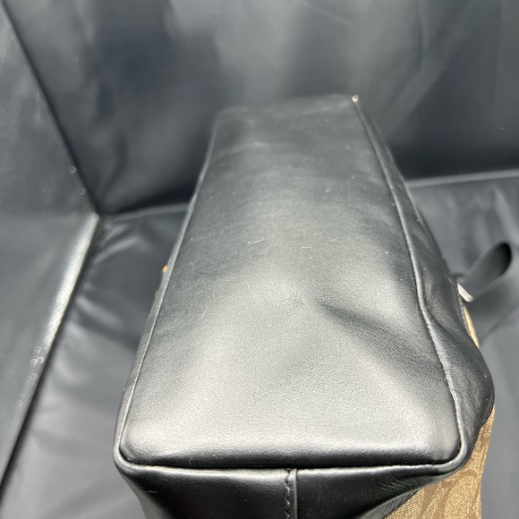 Coach Terrain Bike Bag in signature canvas - Picture 4 of 12